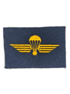 Spezialistenabzeichen Ord. 1972 Fallschirmgrenadier, Variante 1