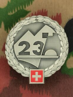 Béretemblem Festungsbrigade 23, Variante 1, neu