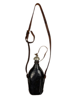 Feldflasche Ord. 1881 mit Trageriemen
