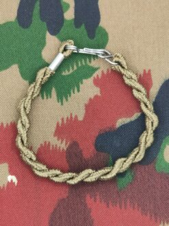 Beinelastik oliv, Variante 1