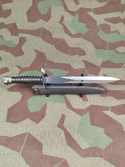 Ständer für Bajonett Ord. 1957 und 90, schwarz, Variante 2