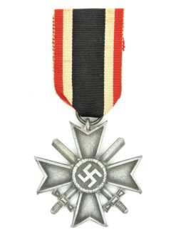 Kriegsverdienstkreuz mit Schwertern 2. Klasse 1939, Friedrich Orth, mit Band